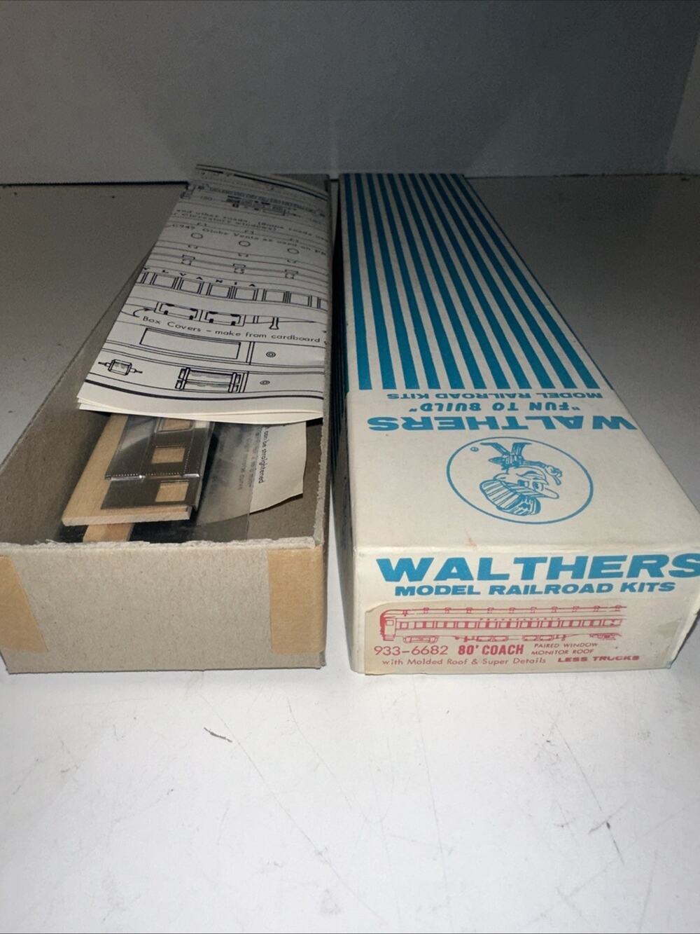 Vintage Walthers HO Scale 80' Coach Car Model Train Kit 933-6682 Unstarted